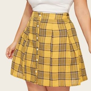 Yellow Plaid Buttoned Skirt